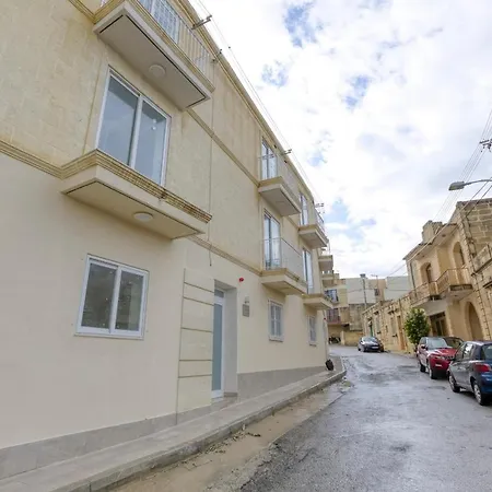 Stunning With Pool-hosted By Sweetstay Apartment *